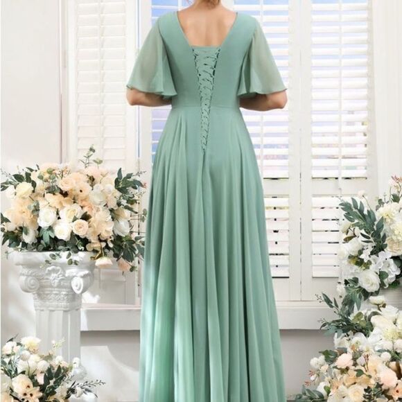 Lavetir Mother of the Bride or Bridesmaid Dress - Burgundy, Size 4, NWT - Picture 3 of 14